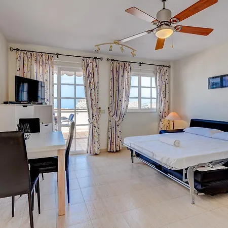 Los Cristianos Big Terrace Apartment *
